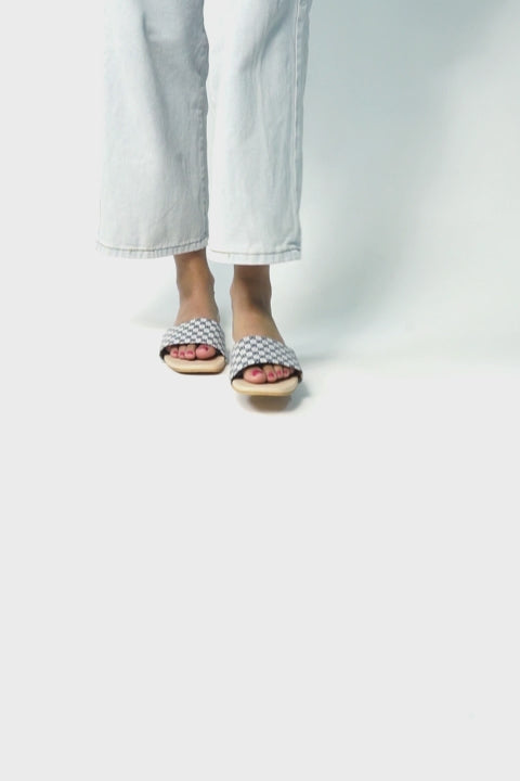 Puchi Sandals